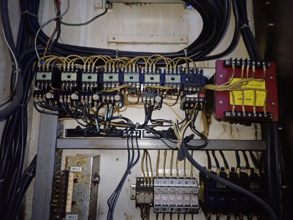 Yang Iron Works Cnc Lathe - Ml-55a