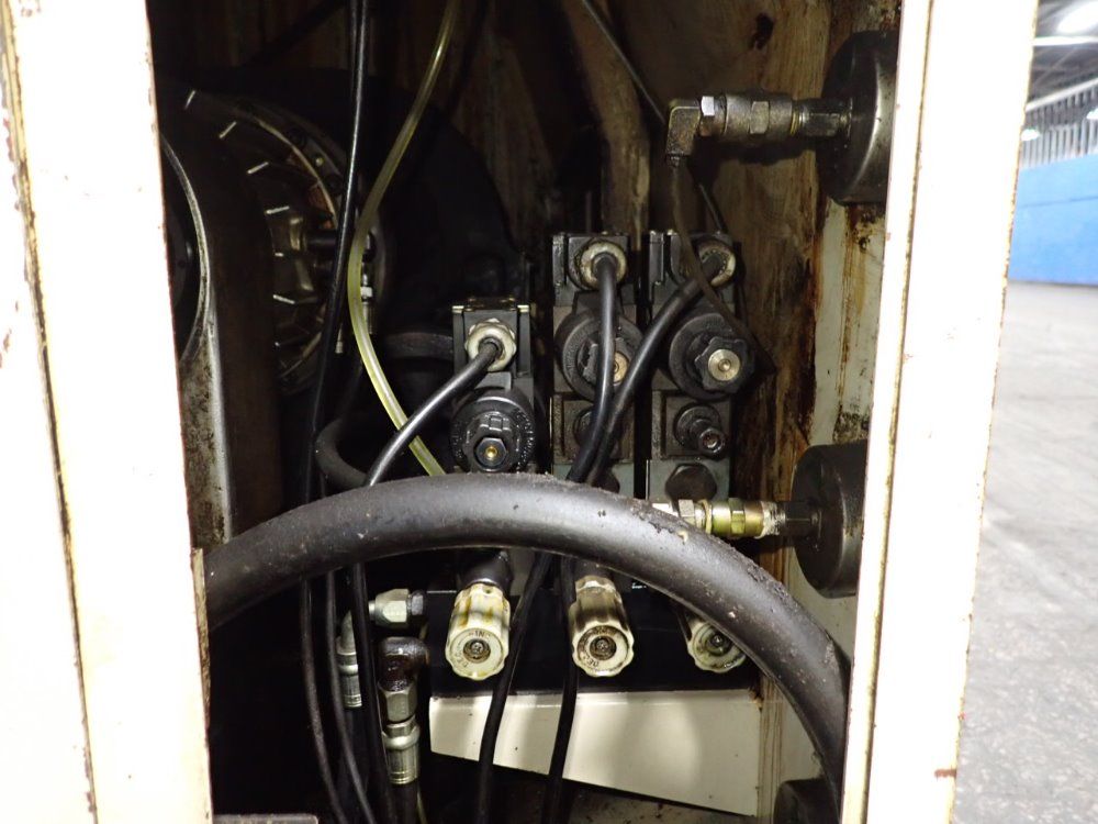 Yang Iron Works Cnc Lathe - Ml-55a