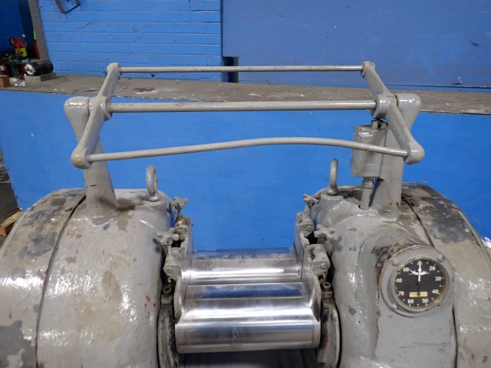 Eemgo 6" X 12" Lab Mill - Lab Mill