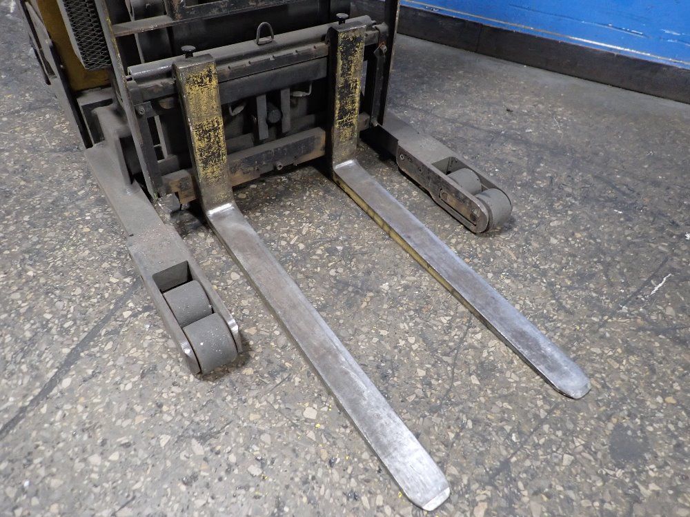 Caterpillar 4500 Lbs Electric Stand Up Forklift - Nrr45