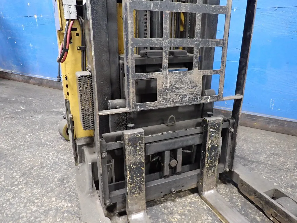 Caterpillar 4500 Lbs Electric Stand Up Forklift - Nrr45