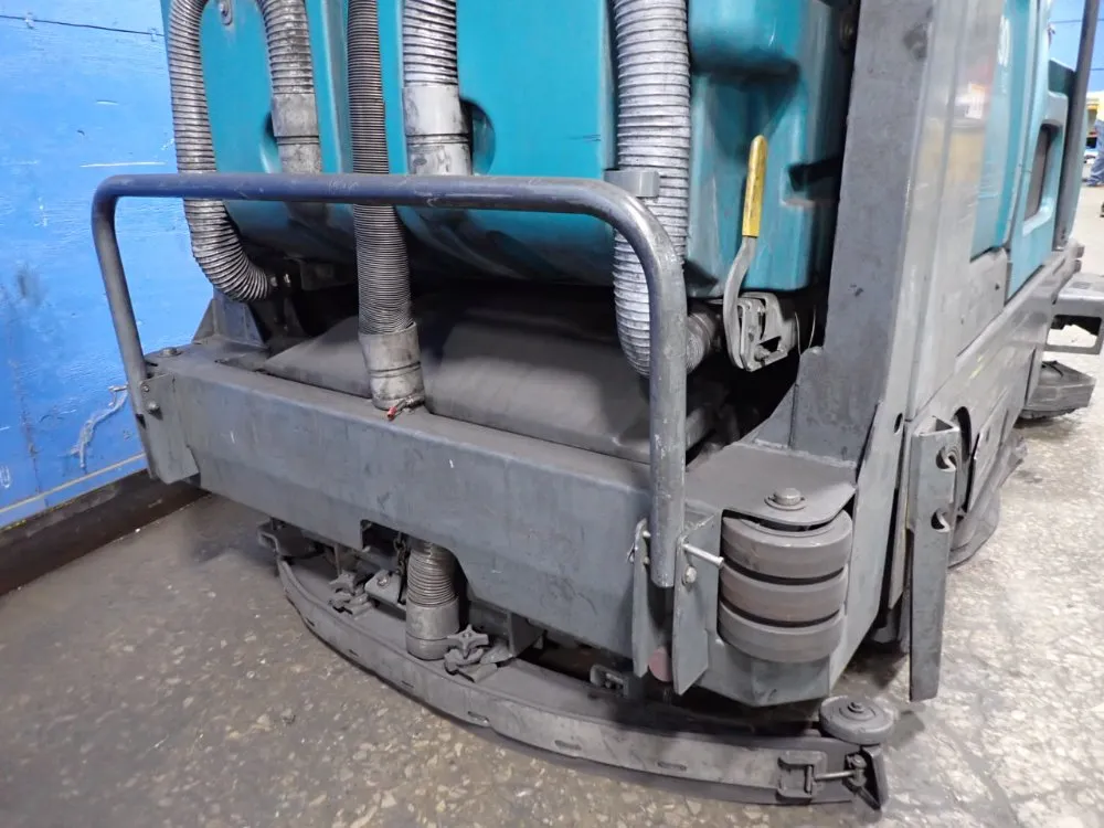 Tennant 57" Floor Scrubber - M30