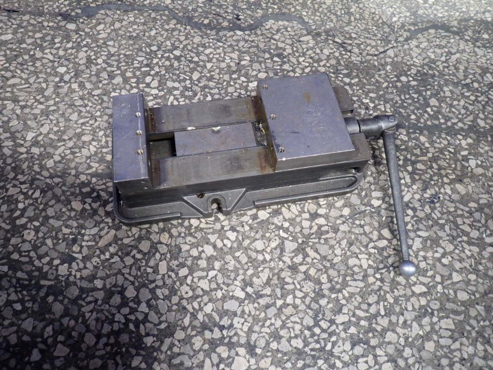 8" Vise