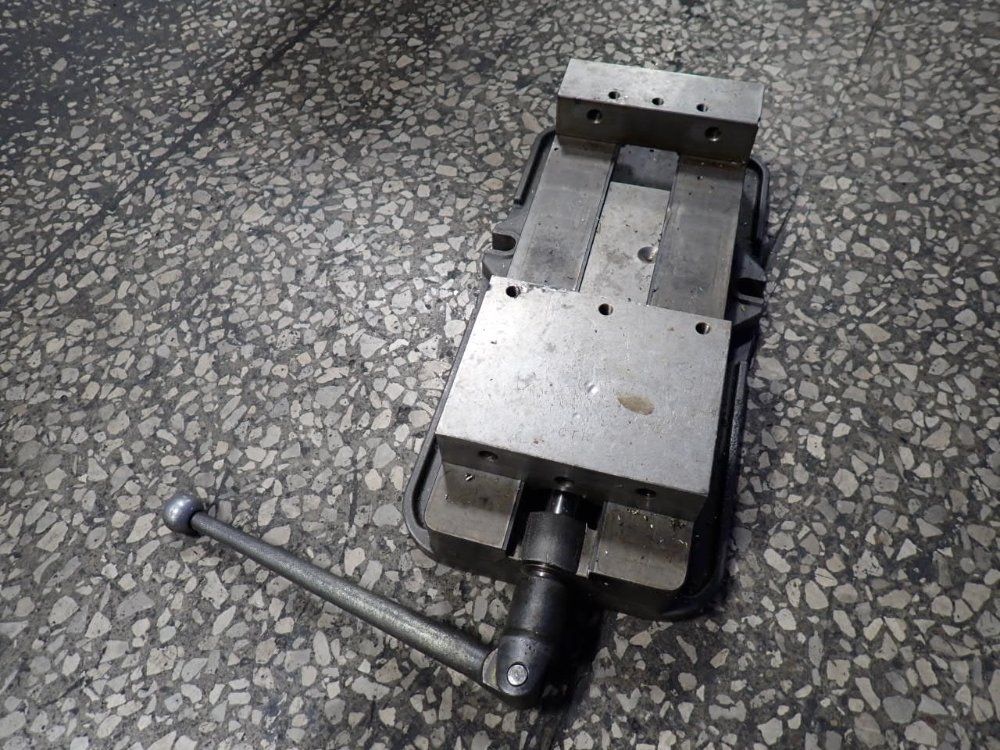 8" Vise