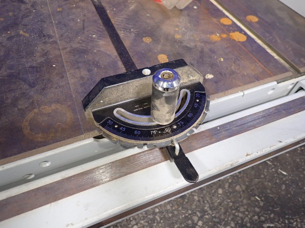 Delta 10" Table Saw - 36-714