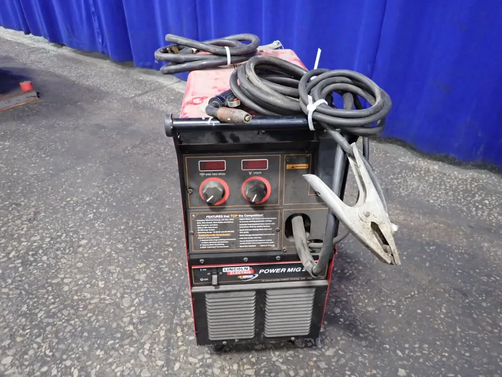 Lincoln Electric 250 Amp Welder - Powermig 255