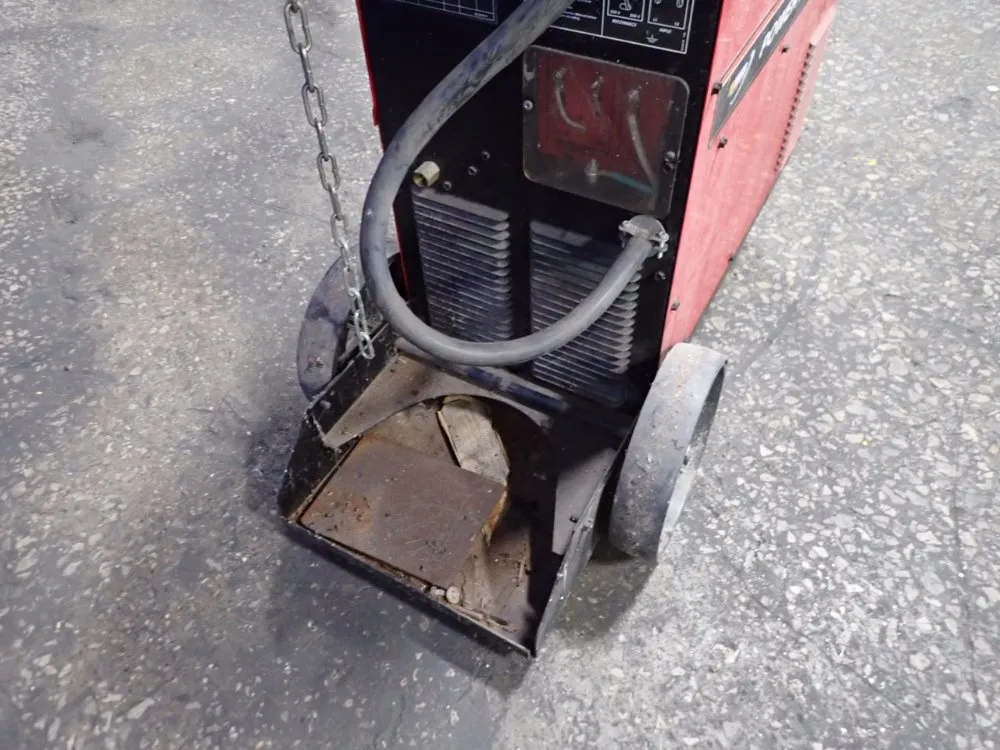 Lincoln Electric 250 Amp Welder - Powermig 255