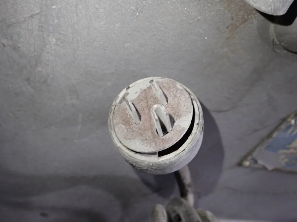 Index Machine & Tool 9" X 46 1/2" Vertical Mill