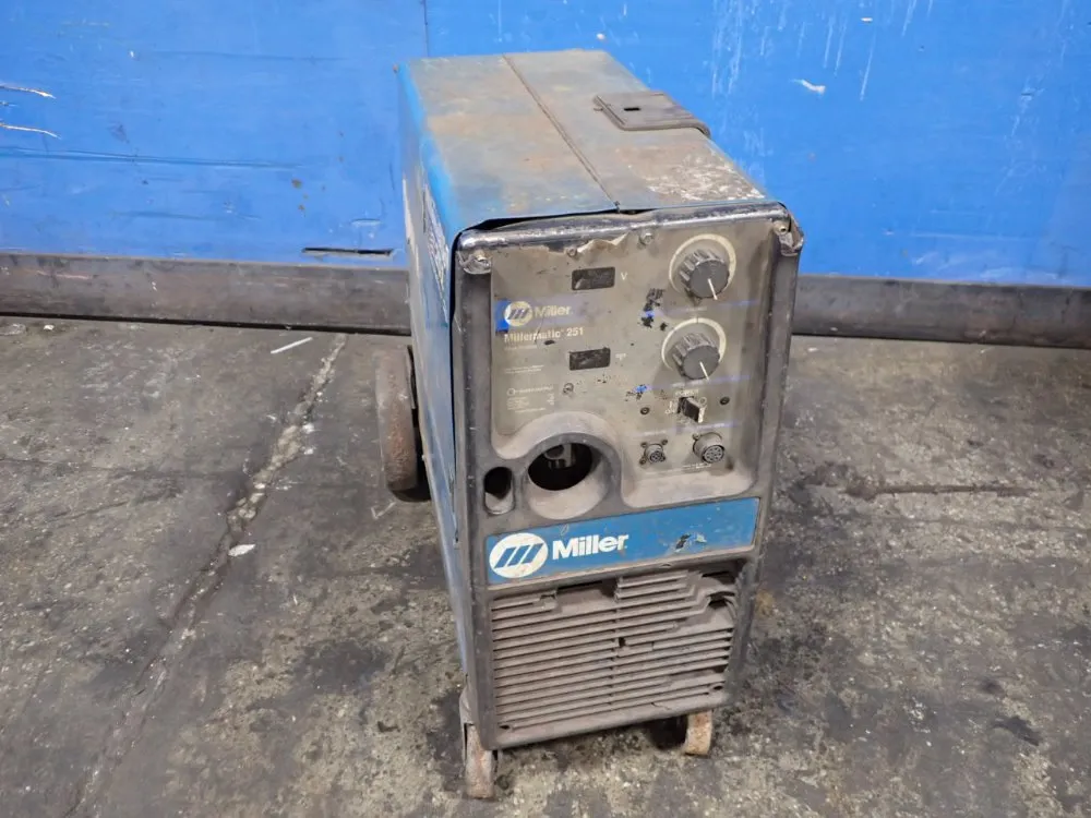 Miller 200 Amp Welder - Millermatic 251