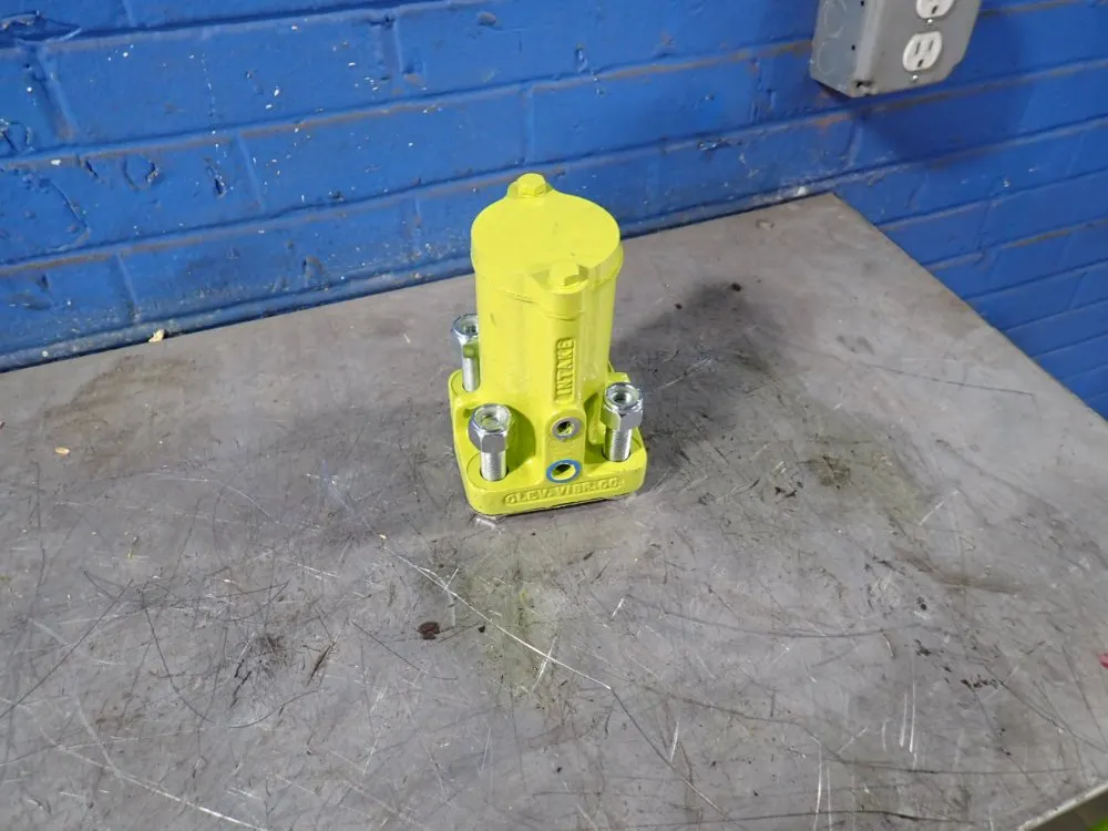 Cleveland Vibrator Co Impact Piston Vibrator - 1200 Vm