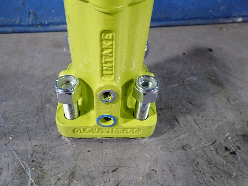 Cleveland Vibrator Co Impact Piston Vibrator - 1200 Vm