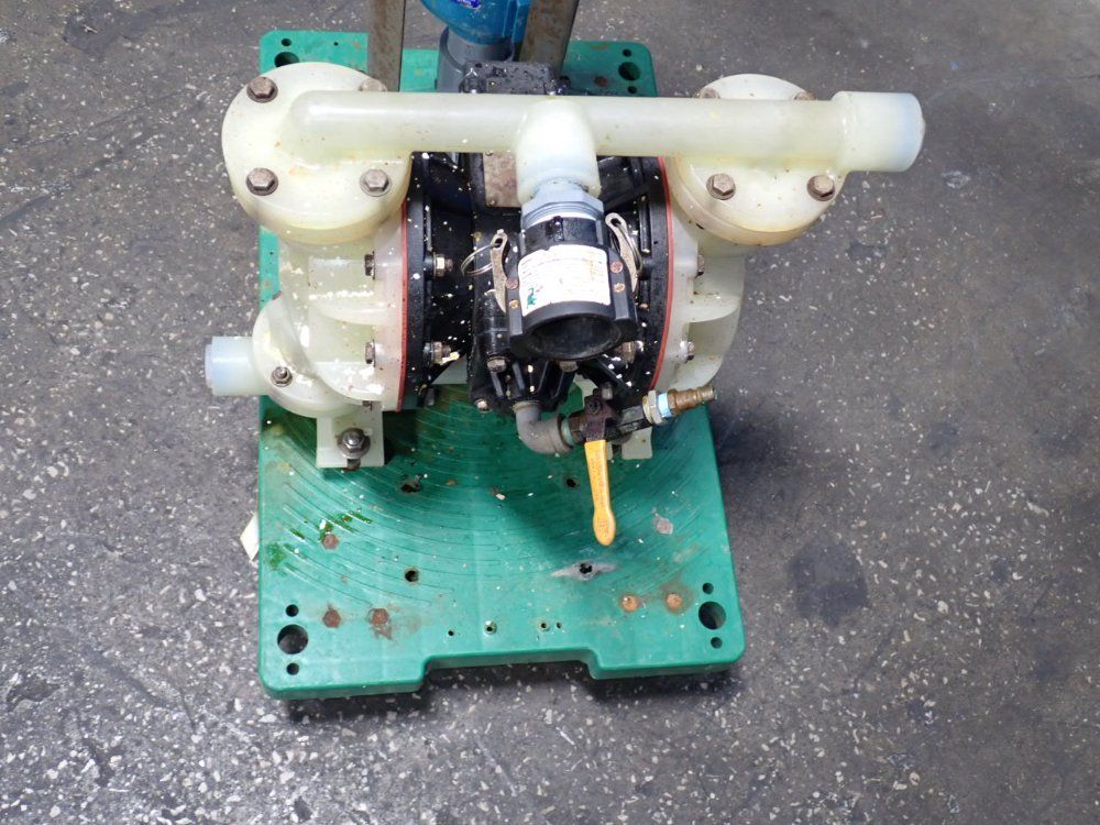 Sandpiper Diaphragm Pump
