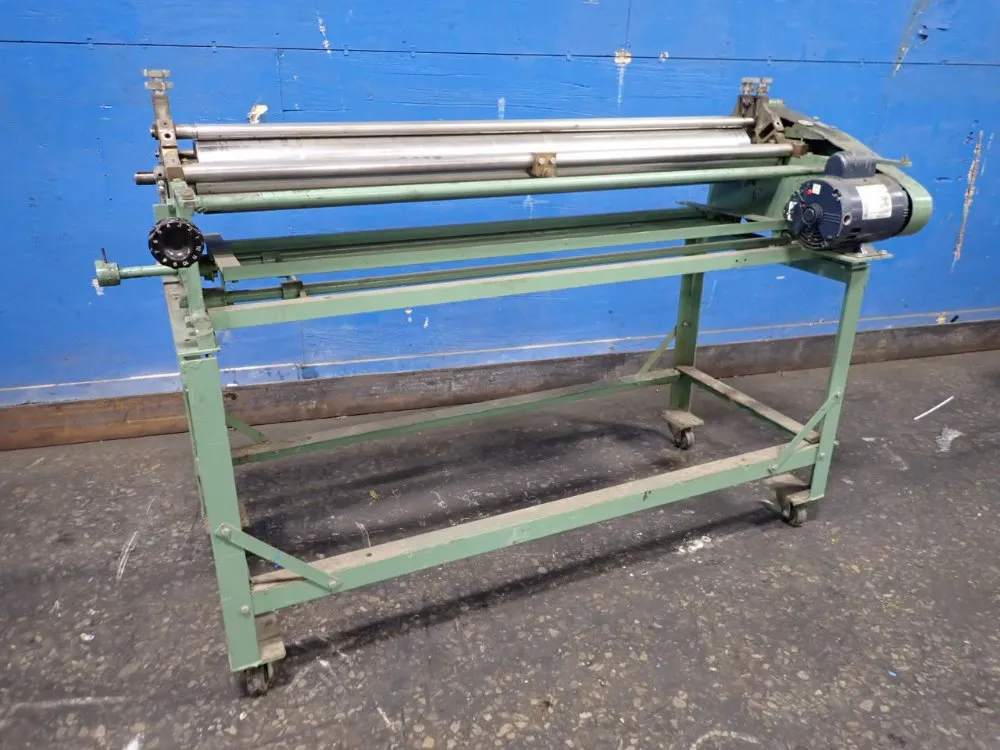  Gluer
