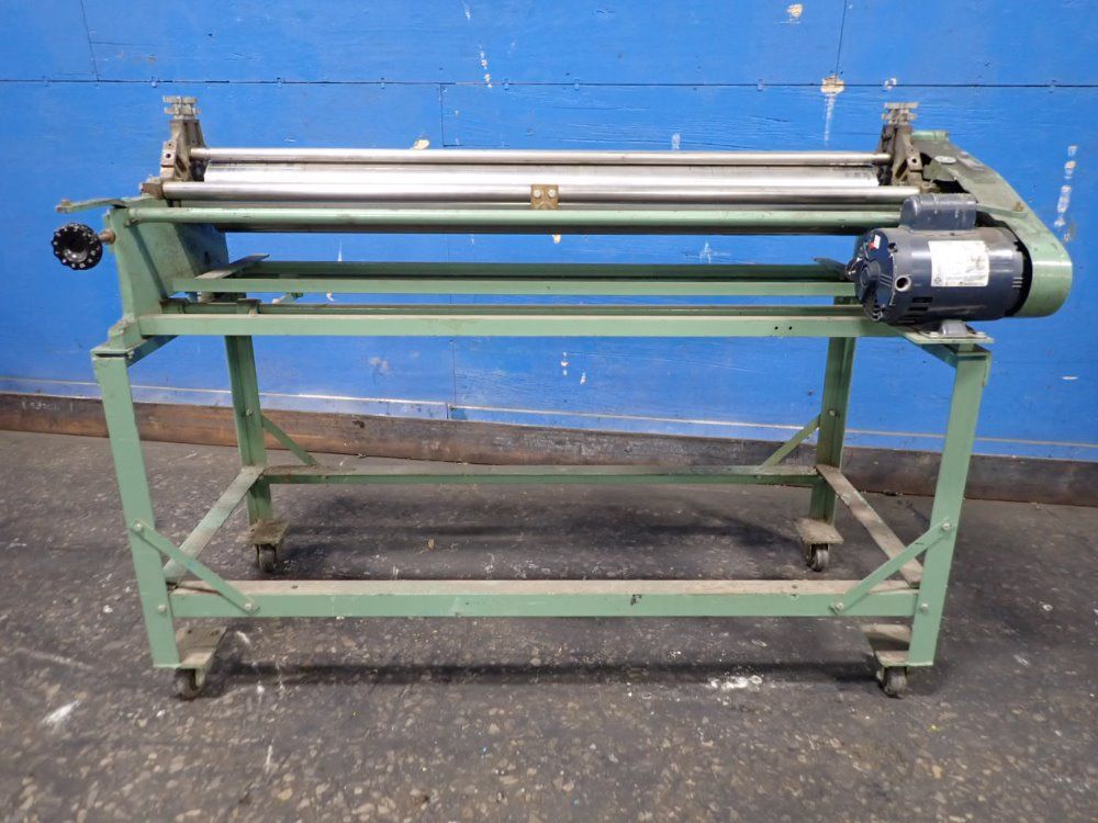  Gluer