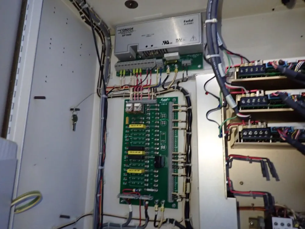 Fadal 16" X 39 1/2" Cnc Vmc - Vmc3016