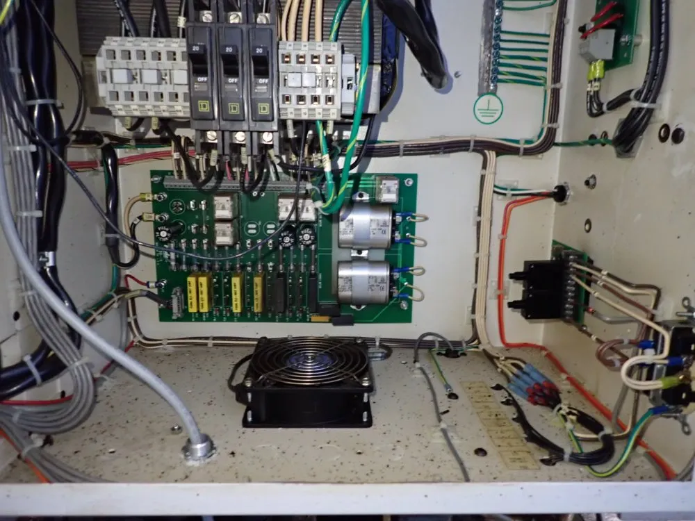 Fadal 16" X 39 1/2" Cnc Vmc - Vmc3016