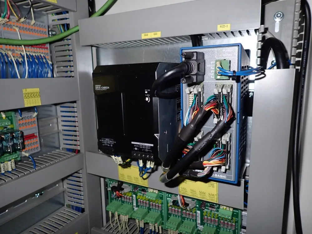 Fadal 15" X 25" Table Cnc Vmc - Vmc2015 Hs-ii