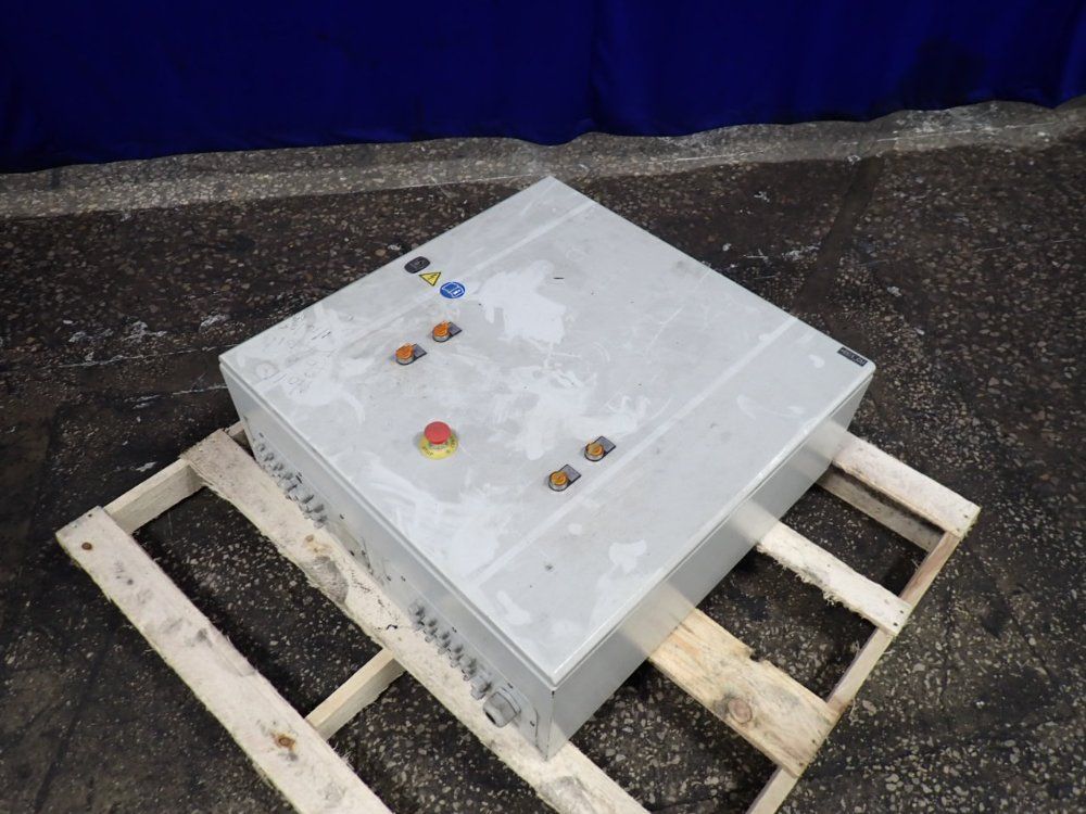 Schneider Control Panel Enclosure - Ec1-cu