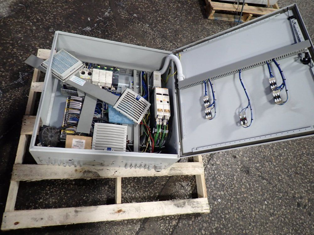 Schneider Control Panel Enclosure - Ec1-cu