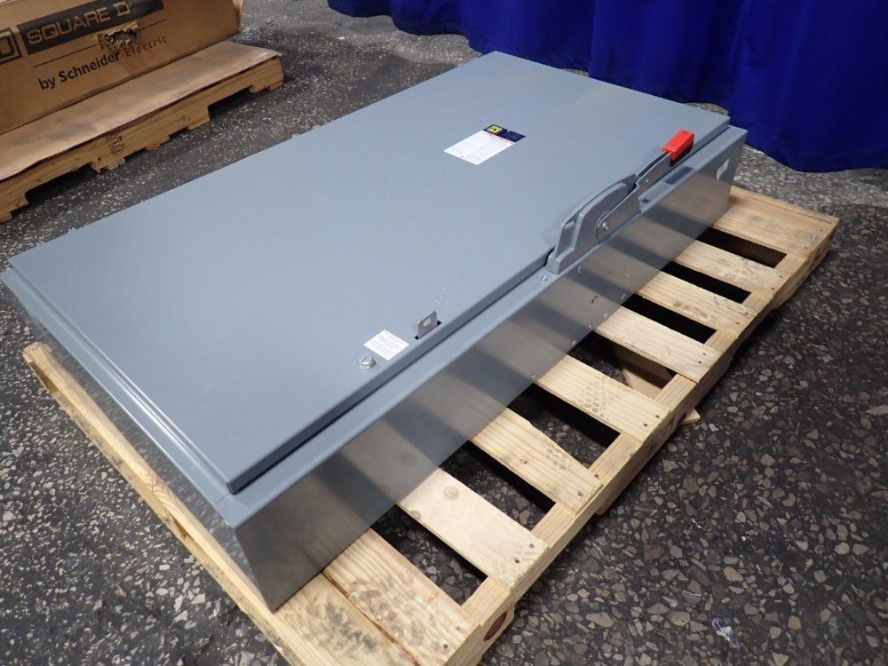 Square D 400 Amps Heavy Duty Safety Switch - H365n