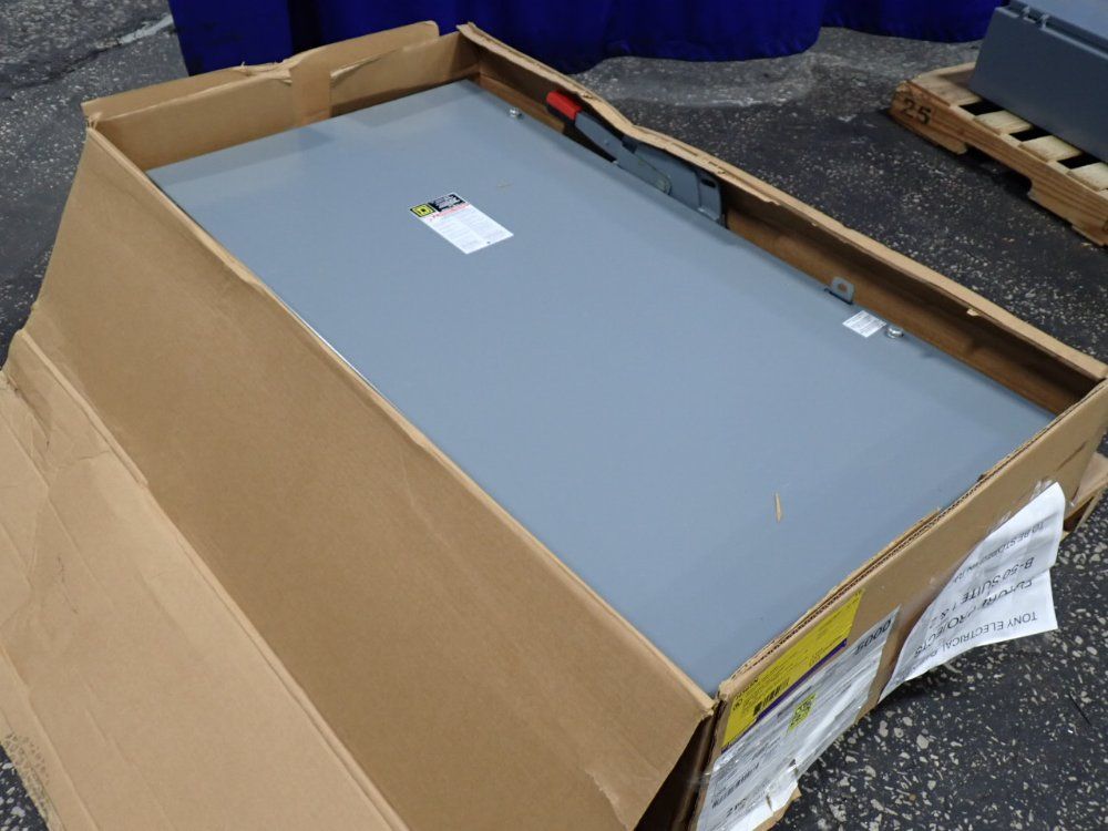 Square D 400 Amps Heavy Duty Safety Switch - H365n