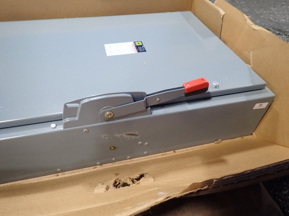 Square D 400 Amps Heavy Duty Safety Switch - H365n