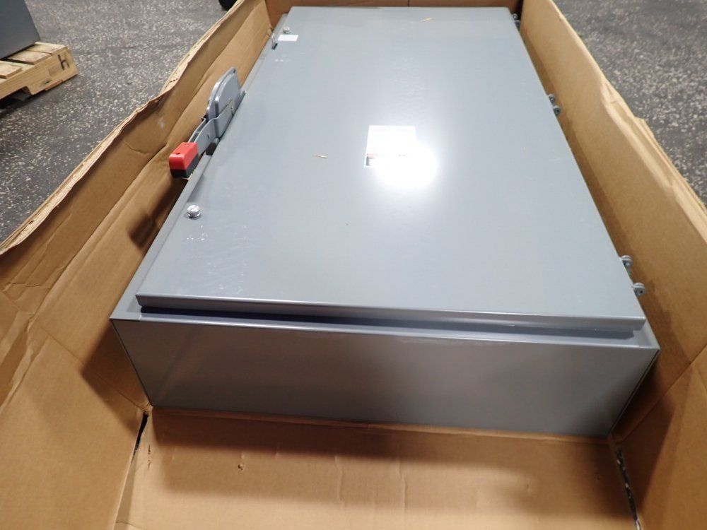 Square D 400 Amps Heavy Duty Safety Switch - H365n