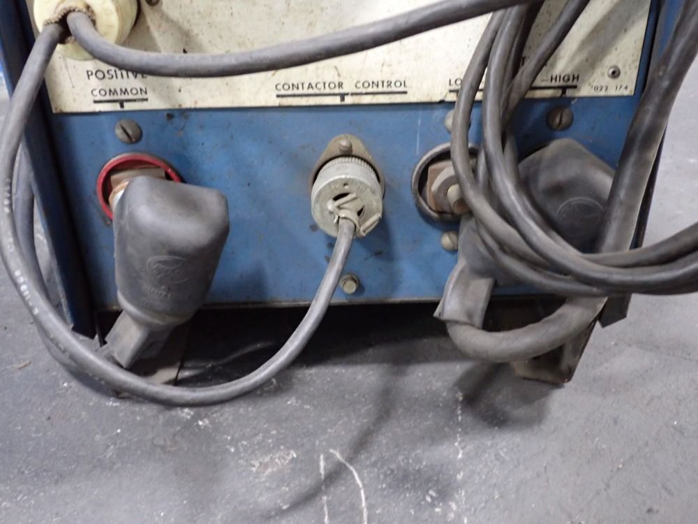 Miller 200 Amp Welder - Cp-200