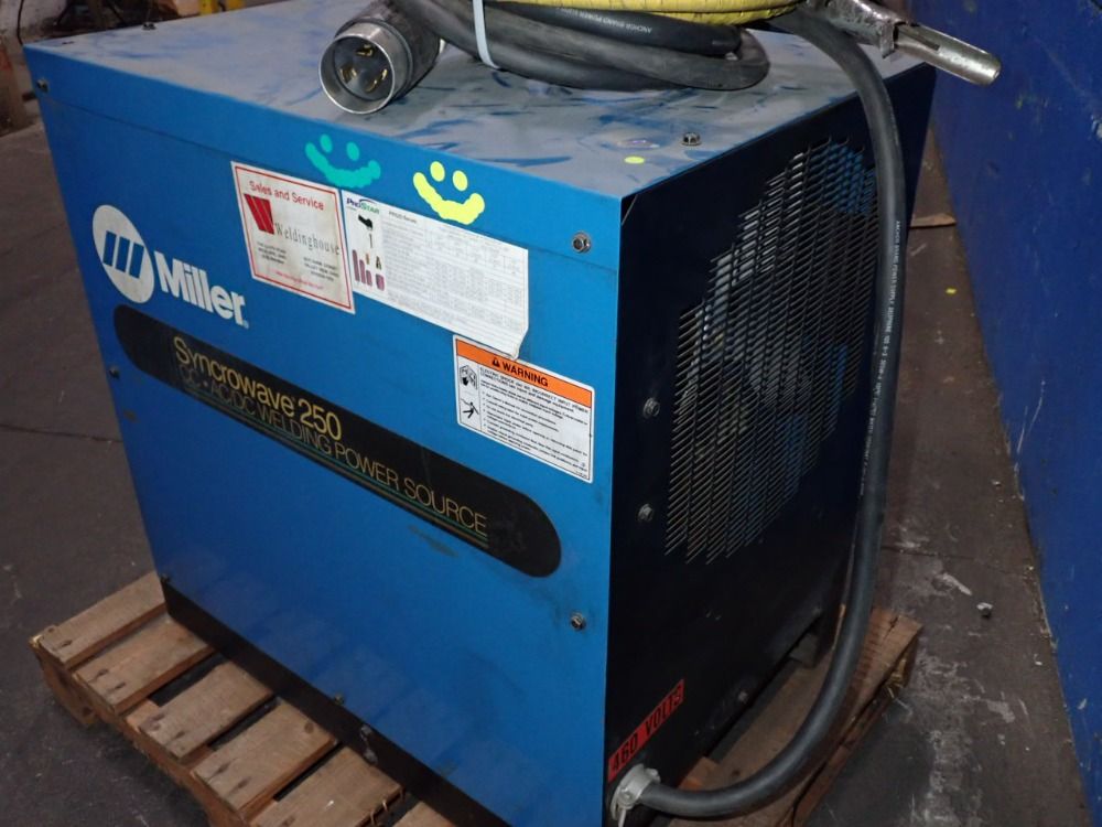 Miller 250 Amp Welder - Syncrowave 250