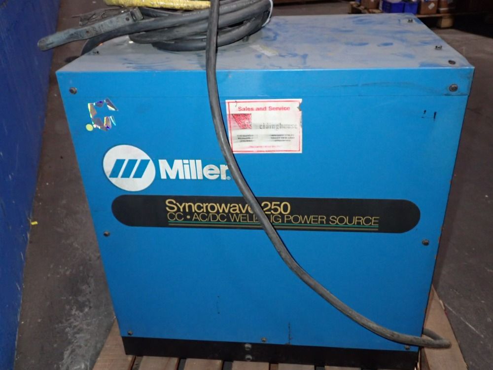 Miller 250 Amp Welder - Syncrowave 250