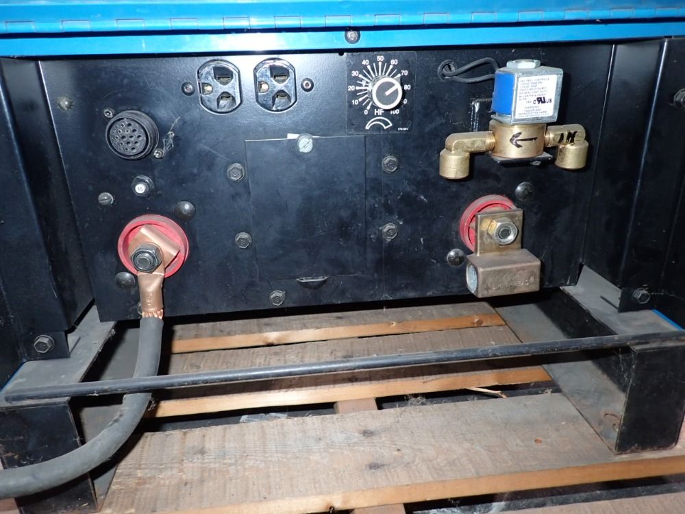 Miller 250 Amp Welder - Syncrowave 250