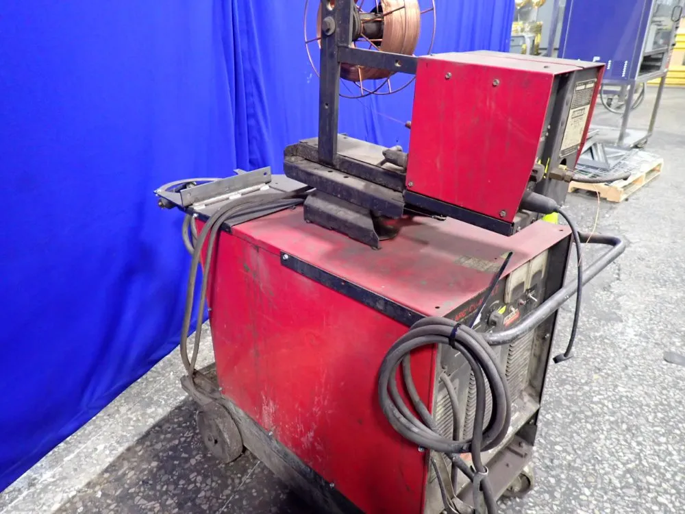 Lincoln Electric 400a Welder W/ Wire Feeder - Idealarc Cv-400