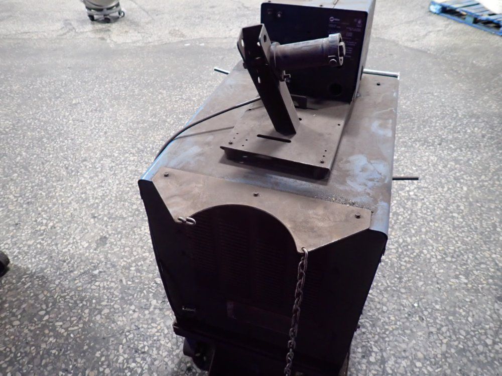 Miller 300a Welder W/ Wire Feeder - Cp-302