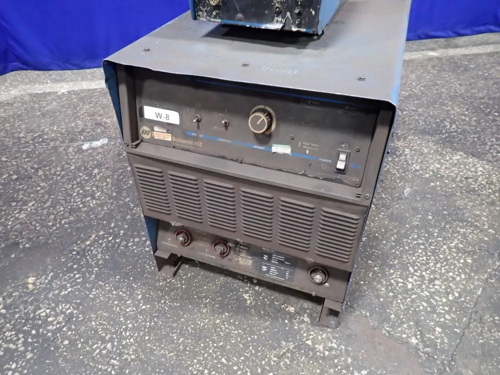 Miller 450a Welder W/ Wire Feeder - Deltaweld 452