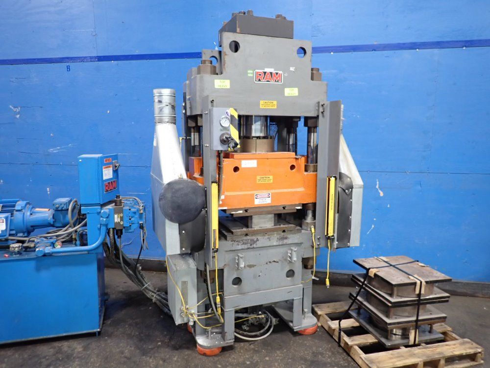 Ram 250 Ton 4-post Hydraulic Press