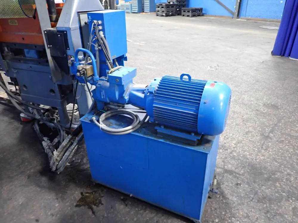 Ram 250 Ton 4-post Hydraulic Press