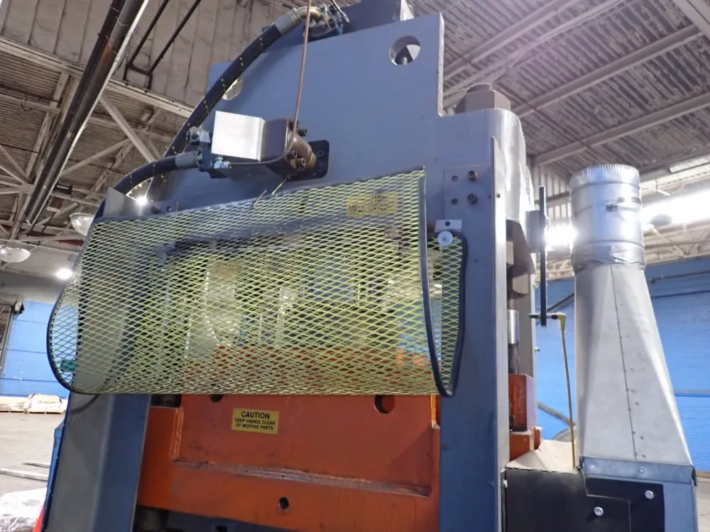 Ram 250 Ton 4-post Hydraulic Press