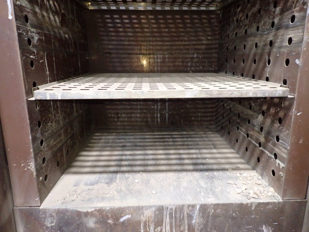 Blue M Oven - Cd-136f