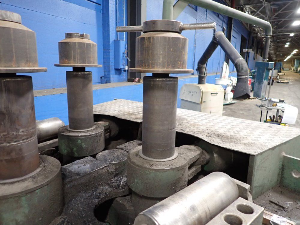 Round Ab 6" X 6" X 5/8" Angle Roller - R-6-s