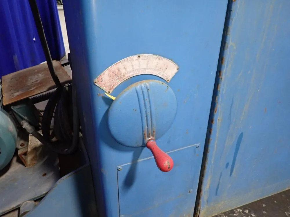 Doall 35 1/2" Vertical Band Saw - 36-r