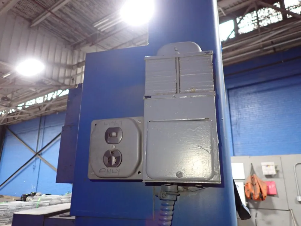 Doall 35 1/2" Vertical Band Saw - 36-r