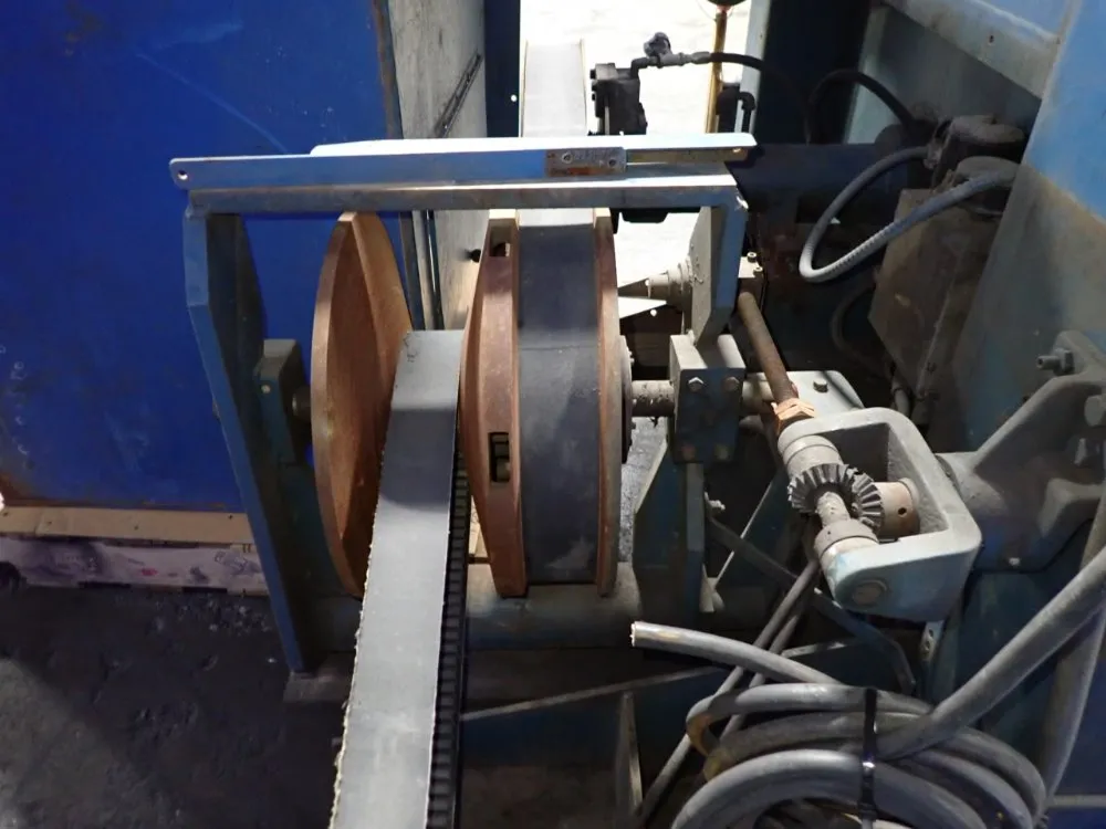 Doall 35 1/2" Vertical Band Saw - 36-r