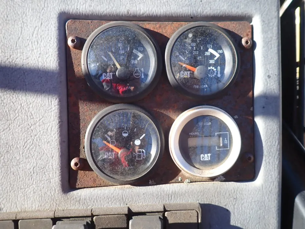 Catepillar 10,000 Lbs Gas Powered Telehandler - Th103