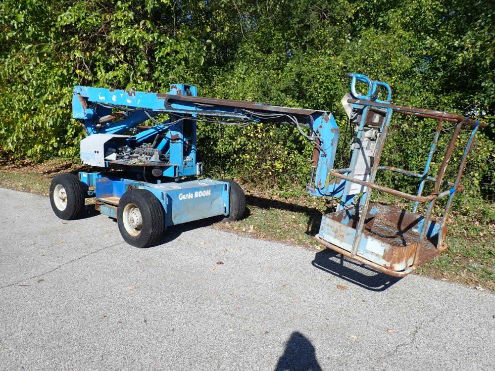 Genie Boom 500 Lbs Boom Lift - Z-30/20hd