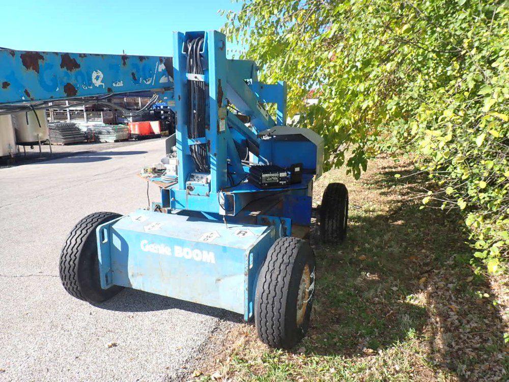 Genie Boom 500 Lbs Boom Lift - Z-30/20hd