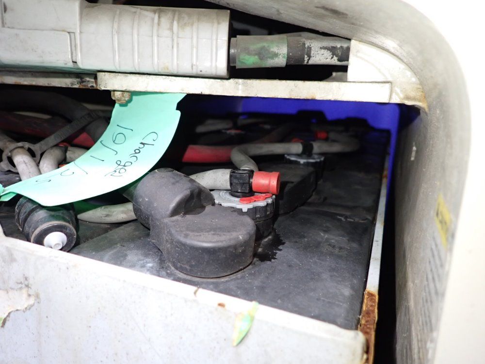 Crown 9539 Lbs Stand Up Forklift - Rc 5500 Series