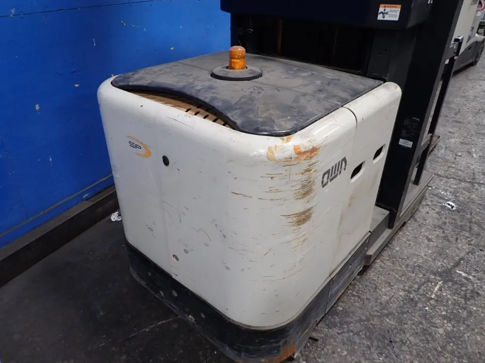 Crown 3000 Lbs Order Picker - Sp 3500 Series