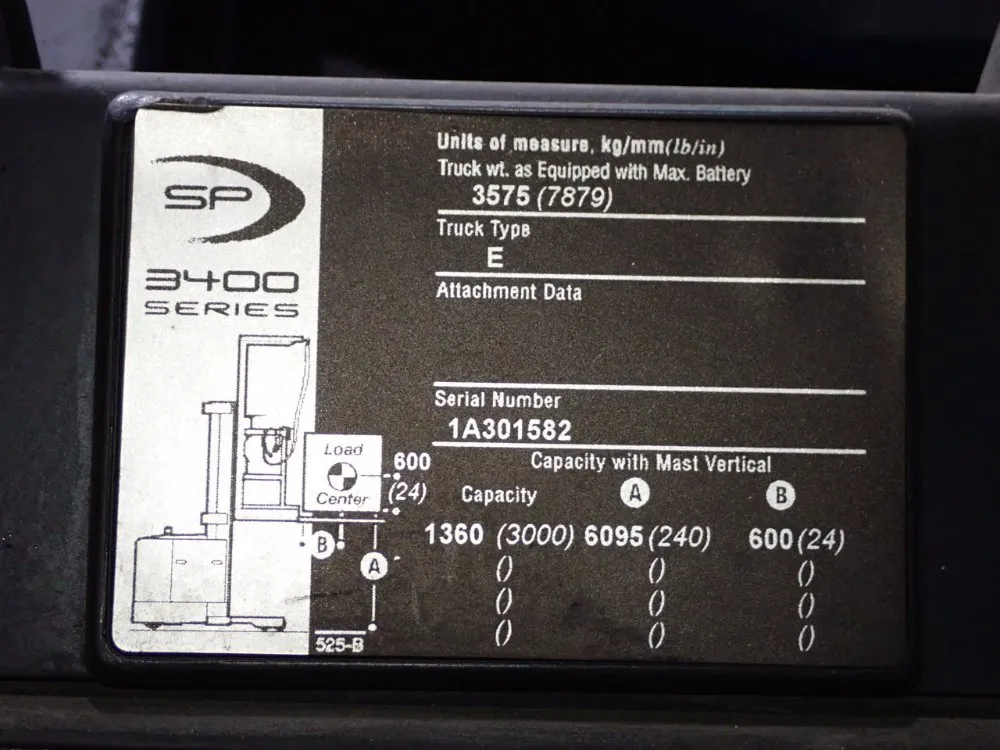 Crown 3000 Lbs Order Picker - Sp 3400 Series
