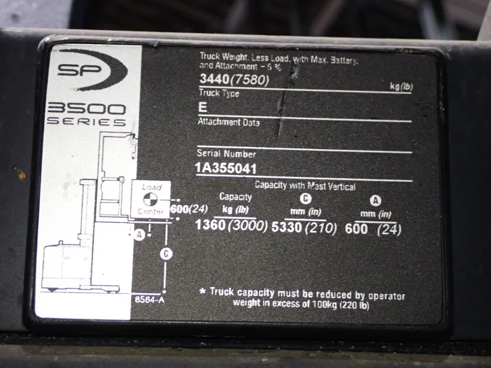 Crown 3000 Lbs Order Picker - Sp 3500 Series