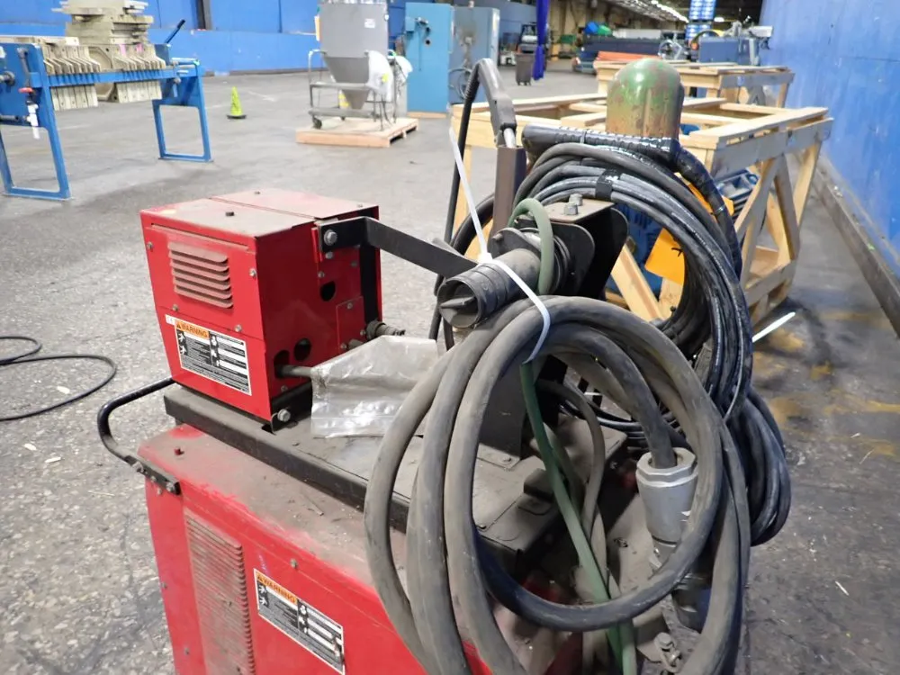Lincoln Electric 300 Amp Welder - Cv-300